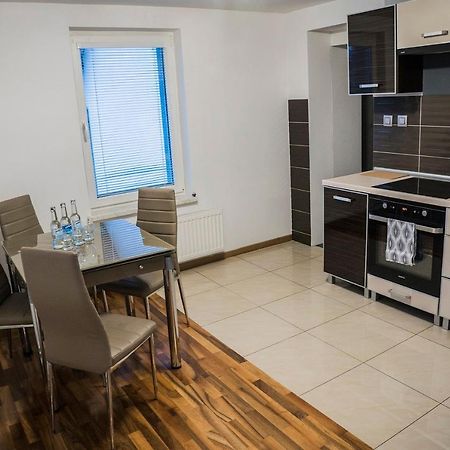 Apartamenty Korona كروسنو المظهر الخارجي الصورة