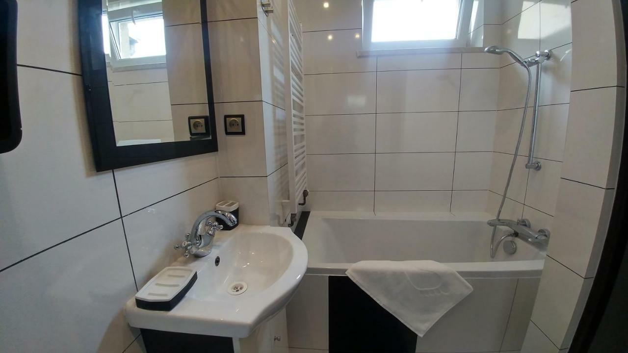Apartamenty Korona كروسنو المظهر الخارجي الصورة